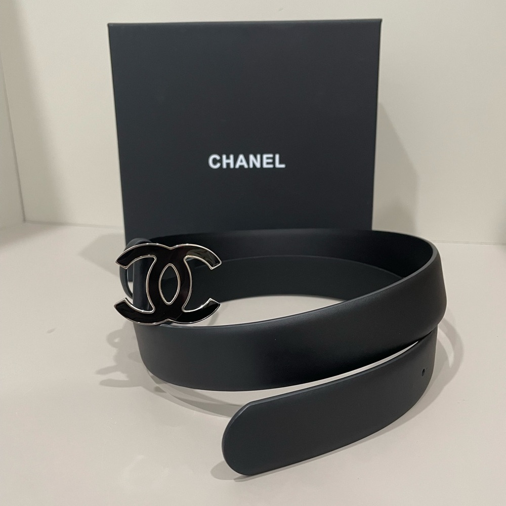 Chanel Women's Black Belt 85